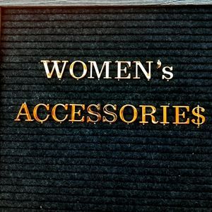 WOMEN'S ACCESSORIES